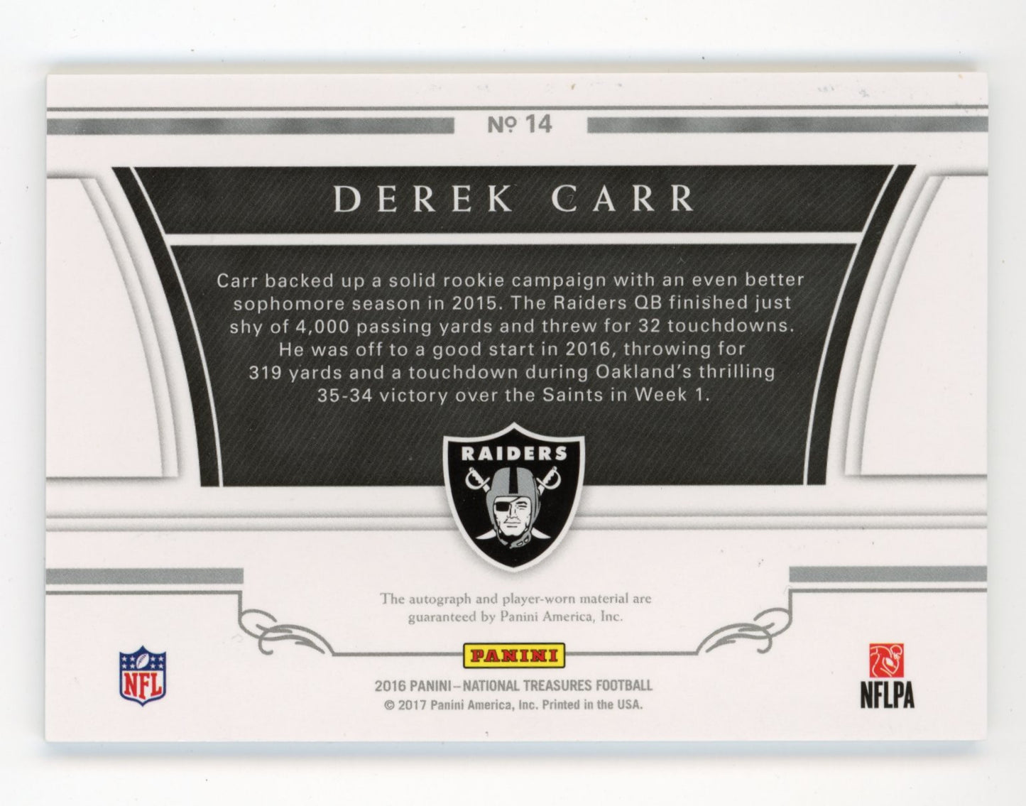 2016 Panini National Treasures Colossal Signatures Derek Carr #14 - #/25 Jersey Auto Raiders