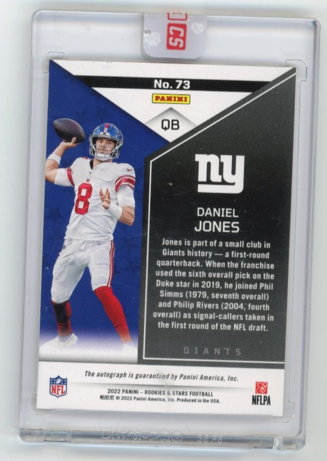 2022 Panini Rookies and Stars Daniel Jones #73 - Gold Autograph #/8 Giants