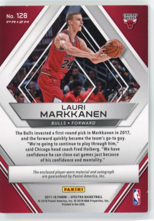 2017/18 Panini Spectra Lauri Markkanen RC #128 - Relic Autograph Gold #/10 Bulls