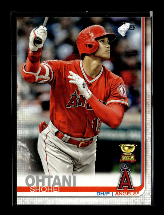 2019 Topps Shohei Ohtani #250 Santa Belt Los Angeles Angels