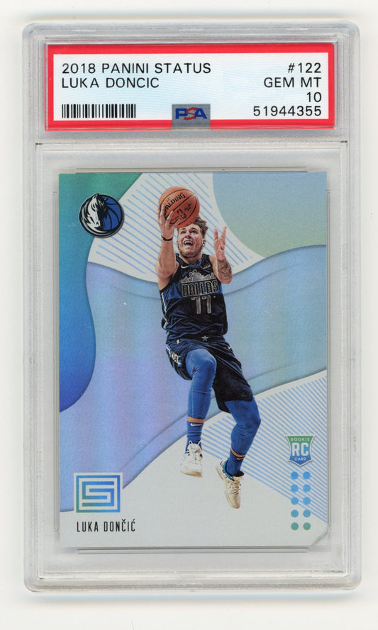 2018-19 Panini Status Luka Doncic #122 Dallas Mavericks